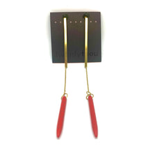 Load image into Gallery viewer, Topped Off Earrings