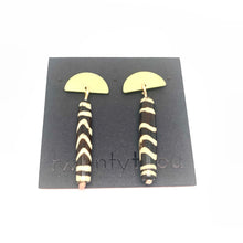 Load image into Gallery viewer, Sweet Dreams Earrings