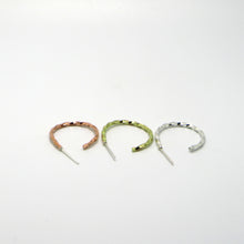 Load image into Gallery viewer, Small Twisted Hoop Earrings