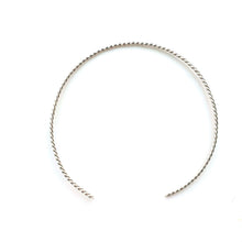 Load image into Gallery viewer, Twisted Neck Cuff